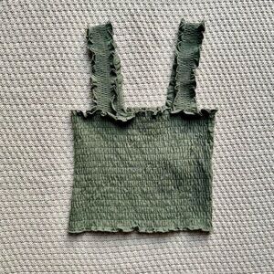 Hollister Summery Ruffled Top